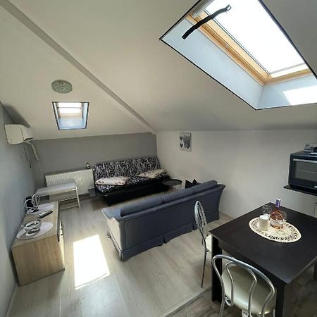 Apartament 2 Camere Chiajna Exteriör bild