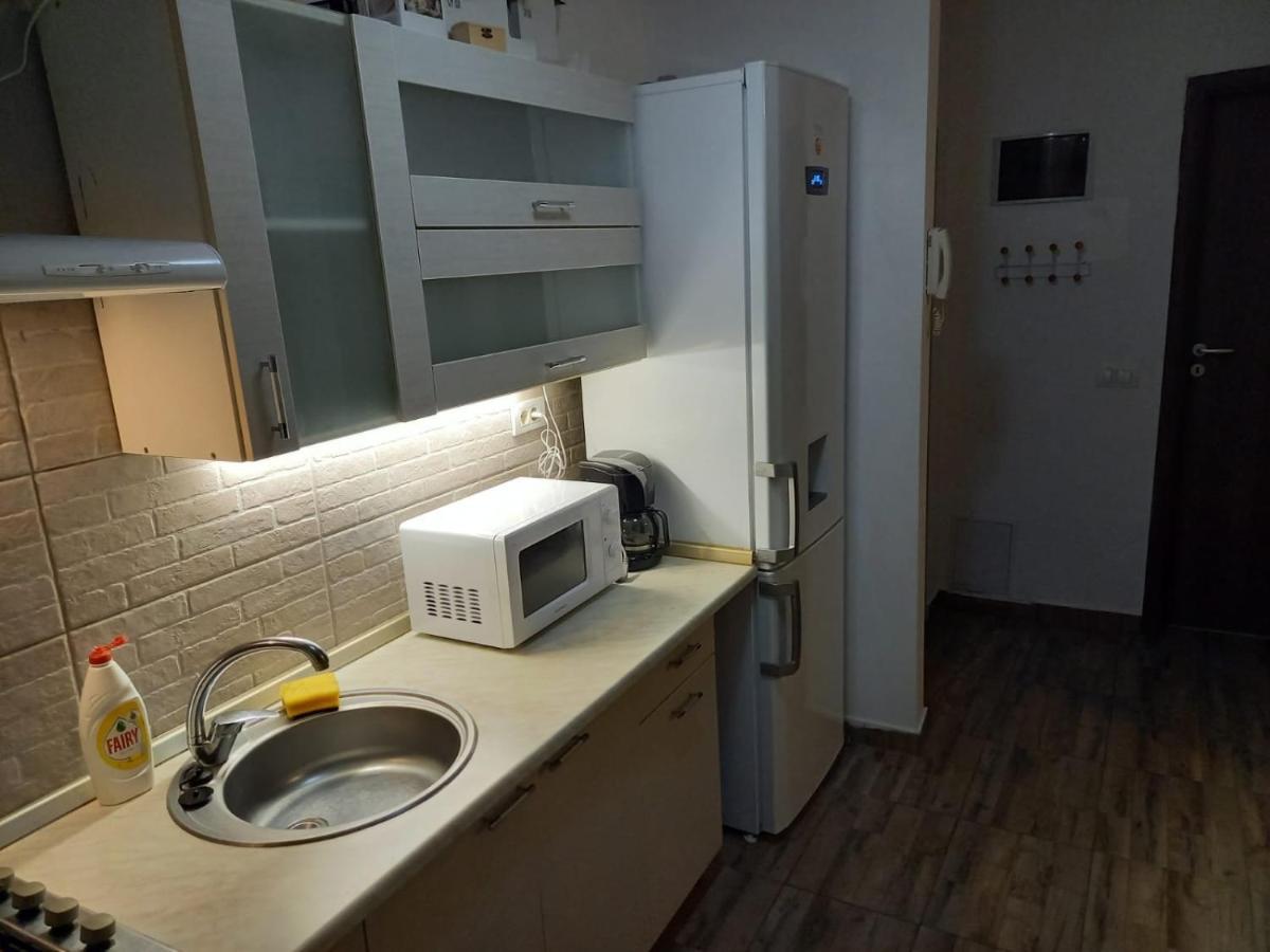 Apartament 2 Camere Chiajna Exteriör bild