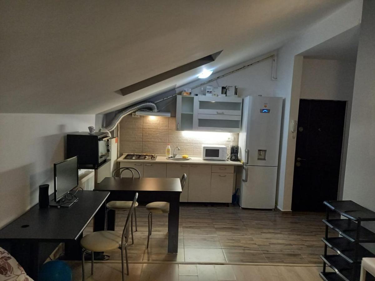 Apartament 2 Camere Chiajna Exteriör bild