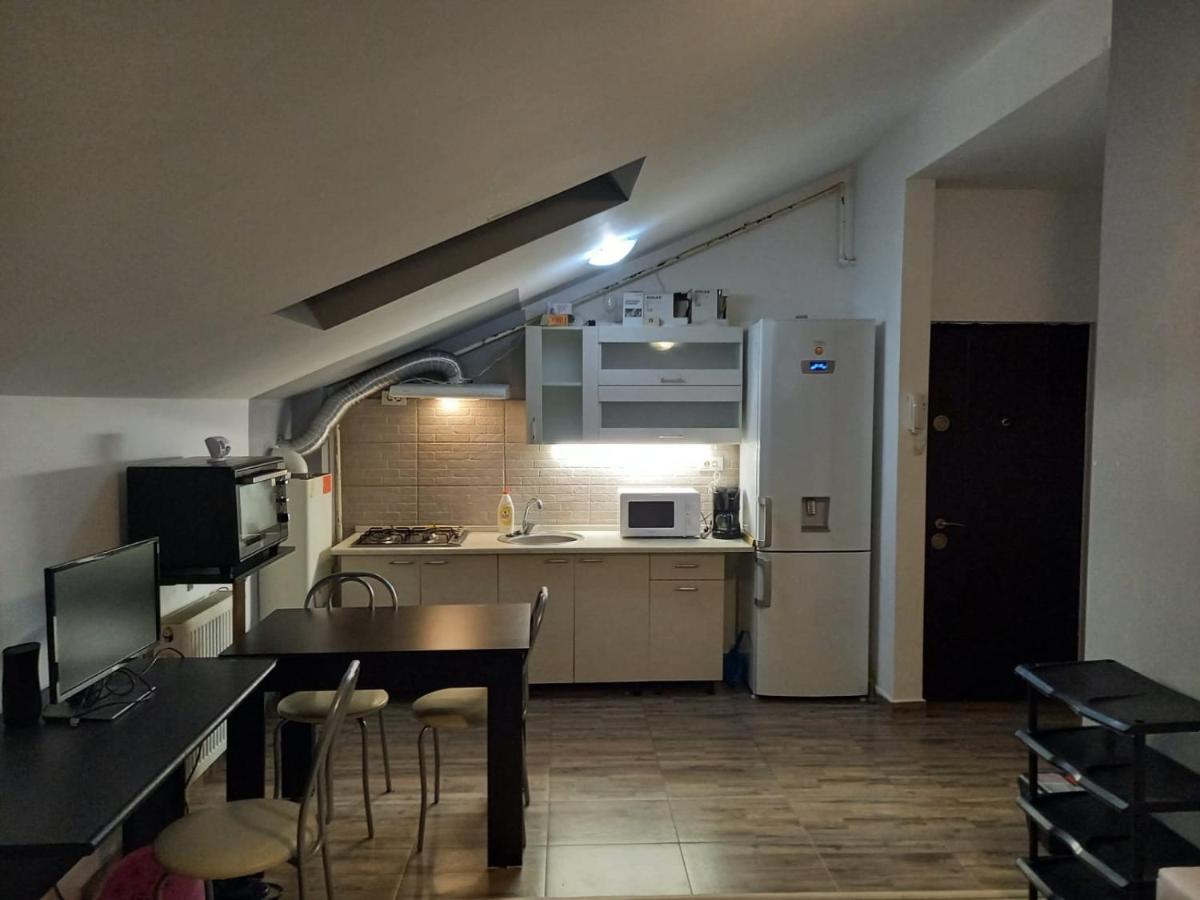 Apartament 2 Camere Chiajna Exteriör bild